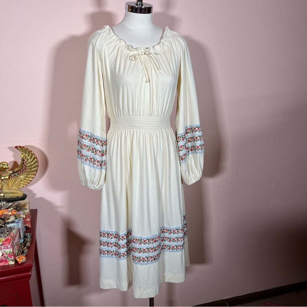 Vintage 1970 Bohemian Prairie Yves Jennet Cream Rose floral Cottagecore Dress M - Picture 3 of 17